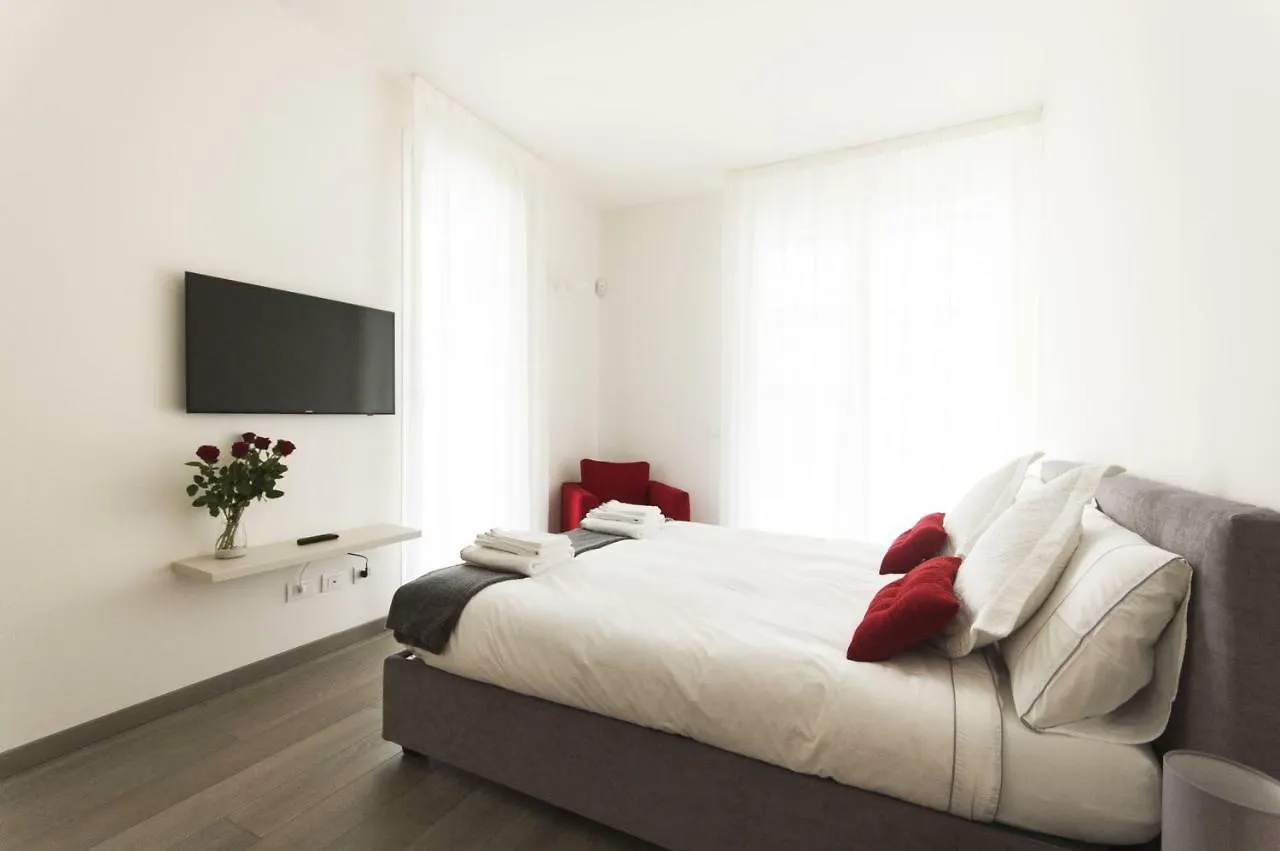 Design & New Center Apartments Milan Italy