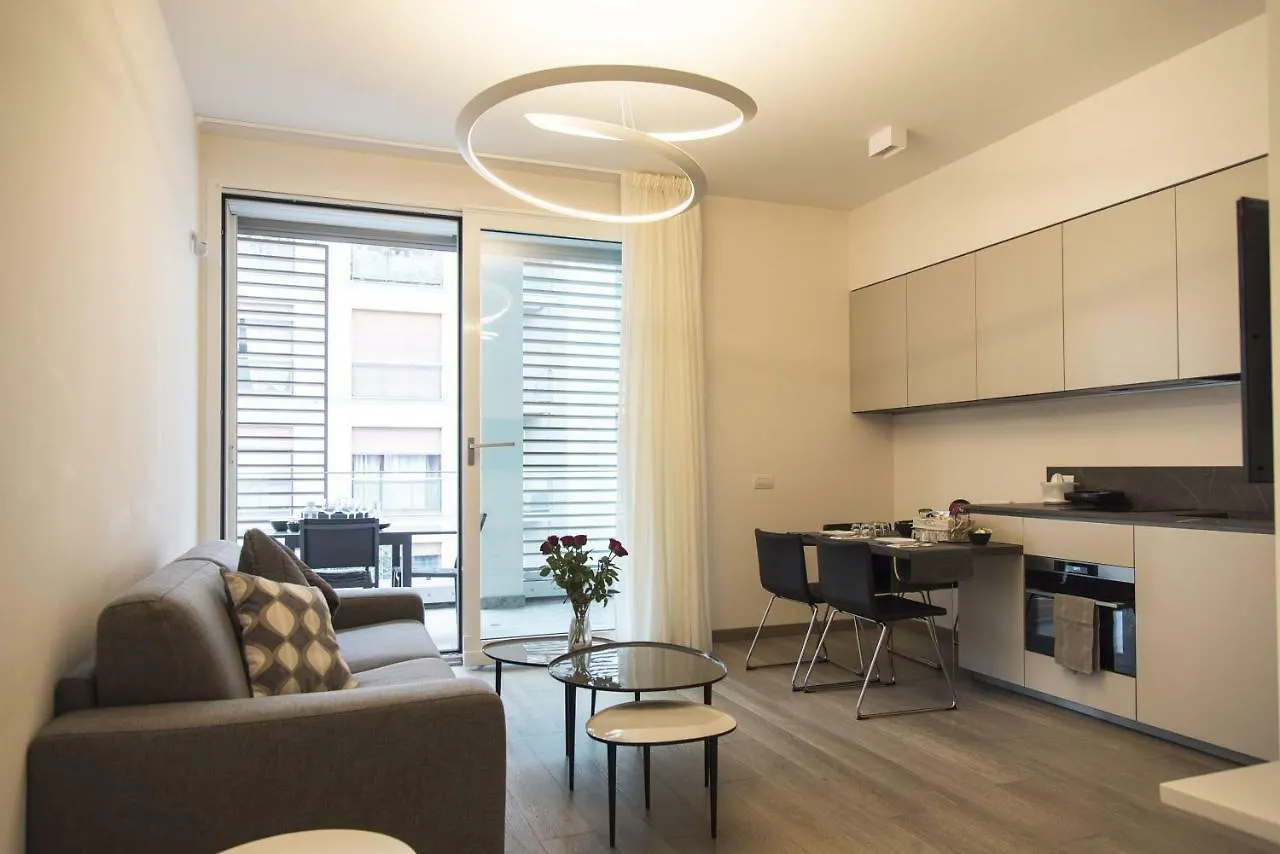 Design & New Center Apartments Milano 0*,  Italia