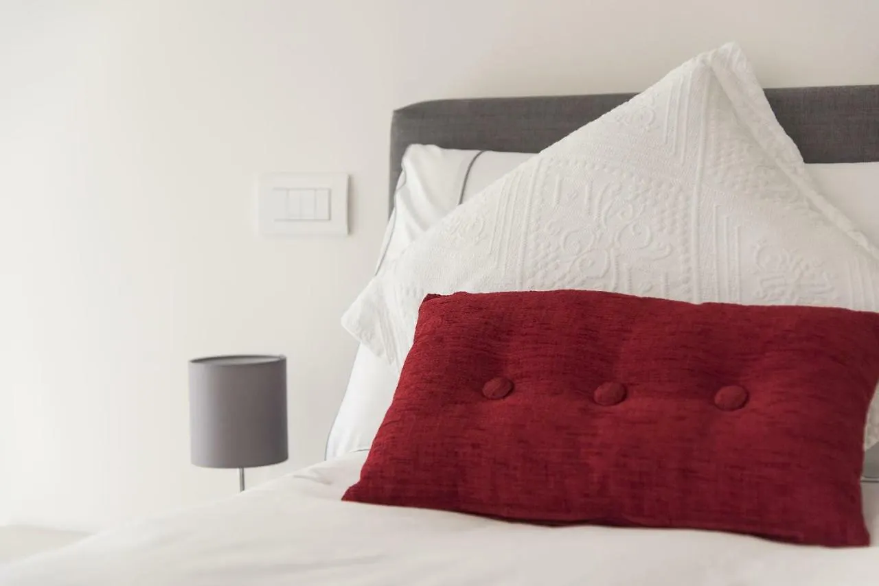 Design & New Center Apartments Milano Italia