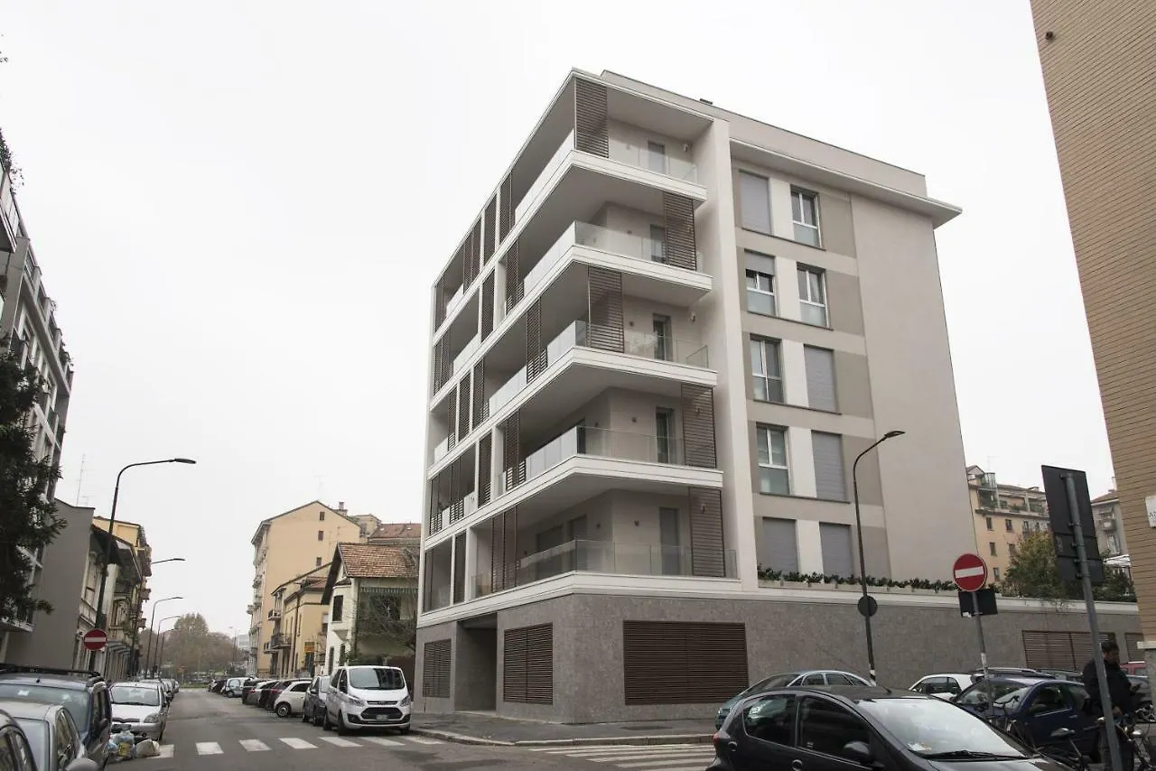 Design & New Center Apartments Milano